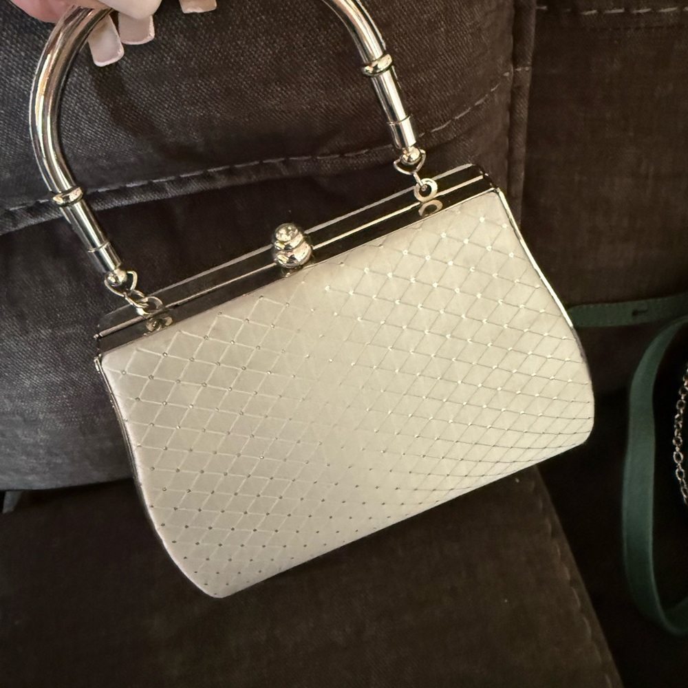 Vintage Silver Textured Clutch with Metallic Handle